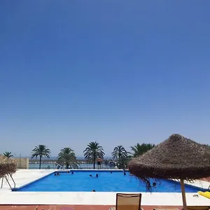  Apartamento Recently Refurbished With Sea Views.